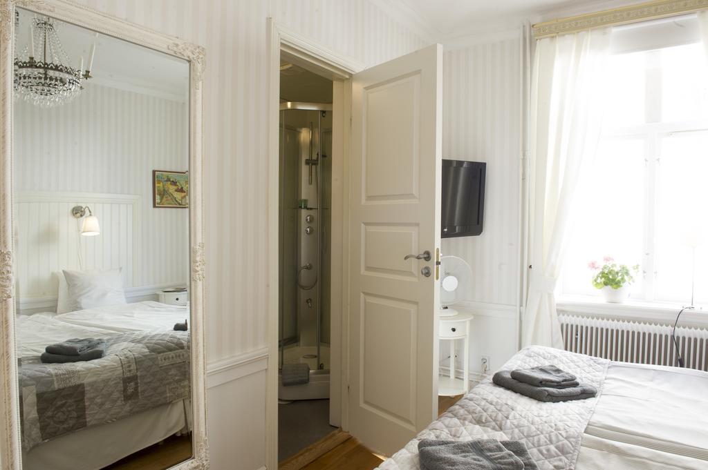 Lilla Hotellet I Nora Екстериор снимка