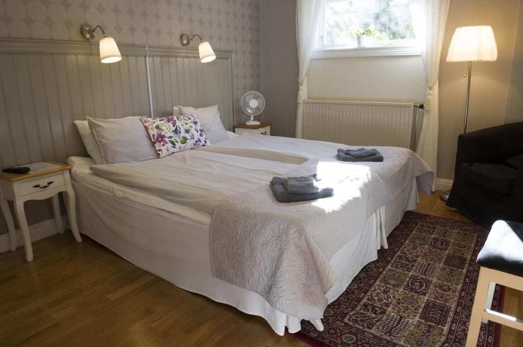 Lilla Hotellet I Nora Екстериор снимка
