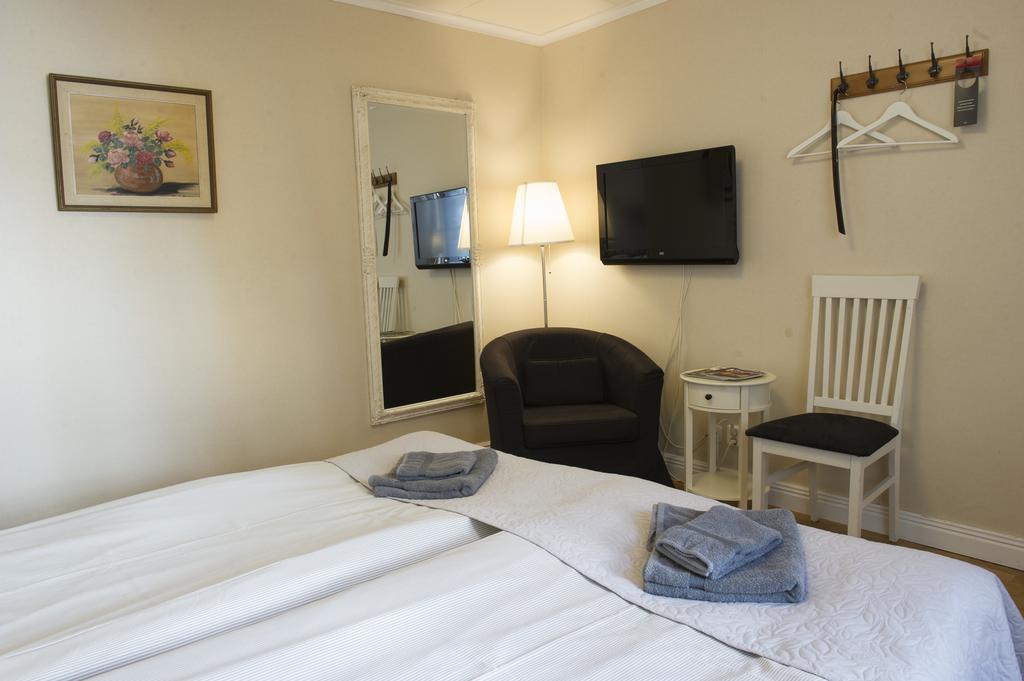 Lilla Hotellet I Nora Екстериор снимка