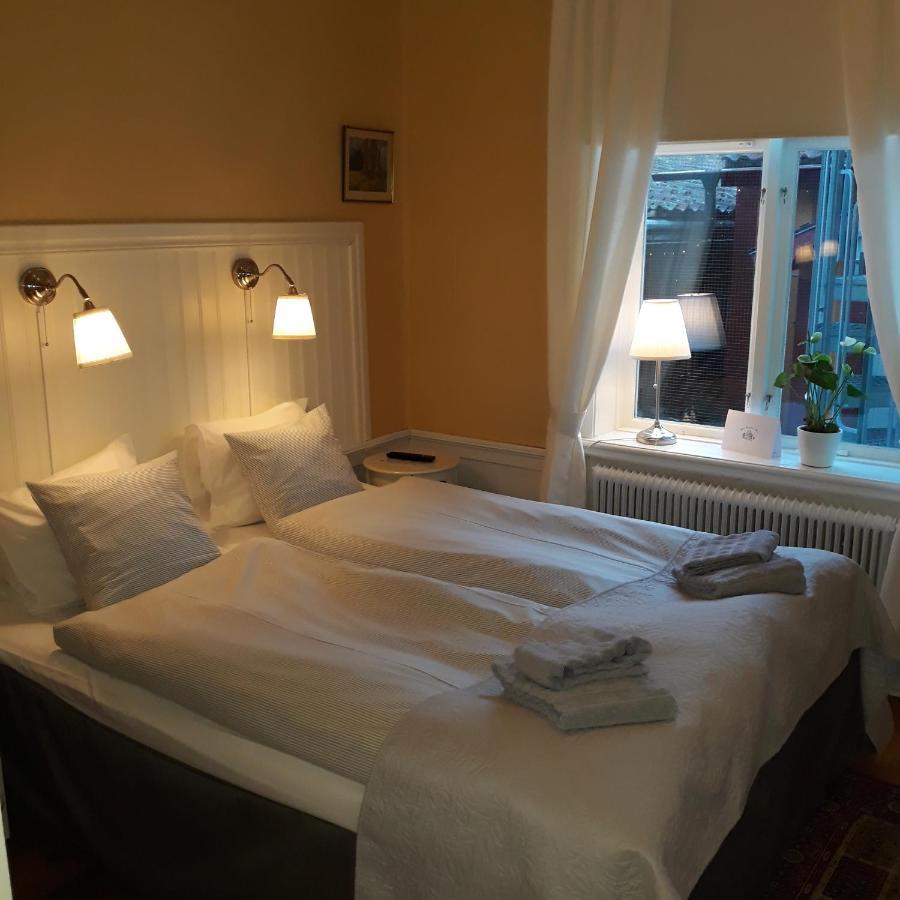 Lilla Hotellet I Nora Екстериор снимка